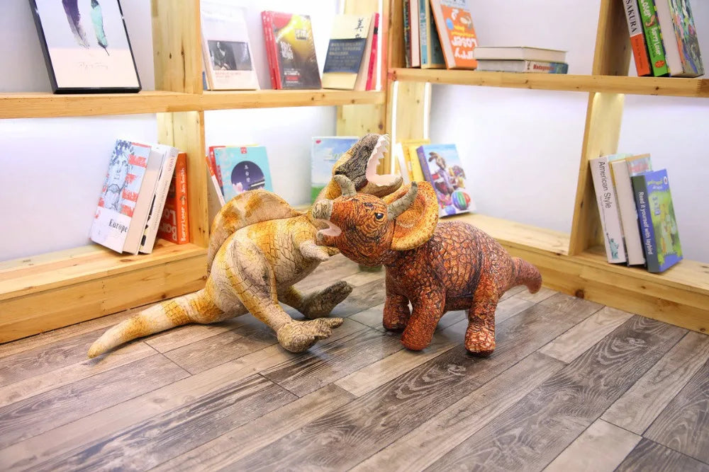 Dinosaure Peluche Réaliste Tricératops