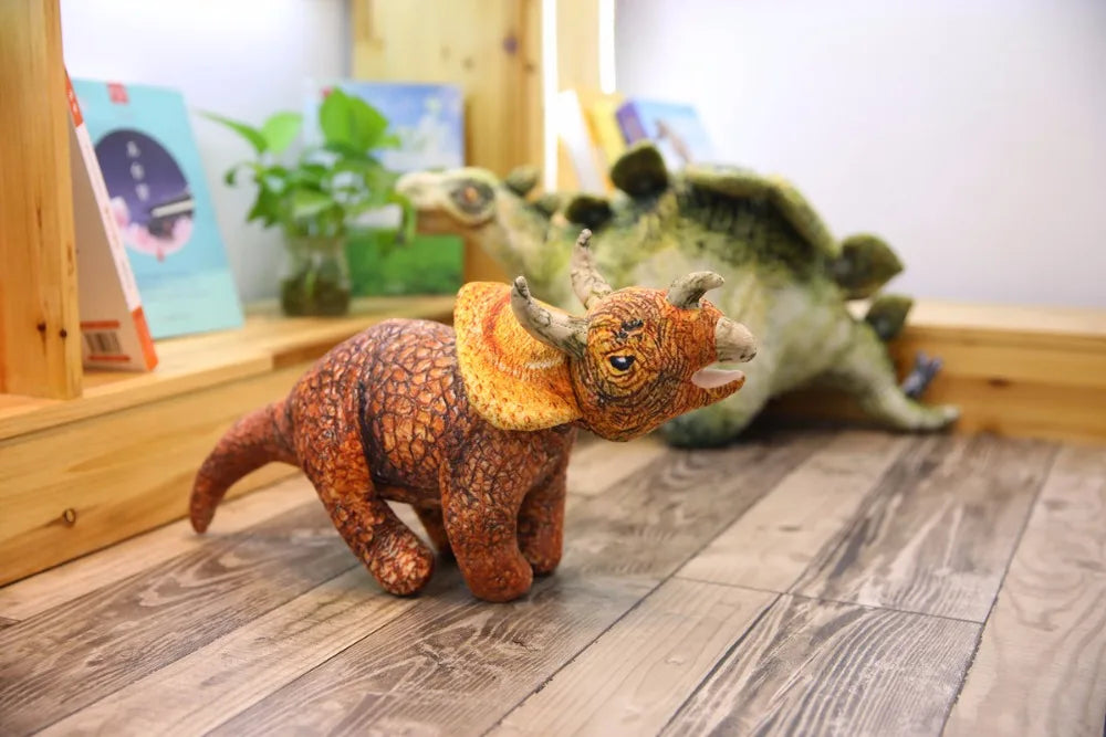 Dinosaure Peluche Réaliste Tricératops